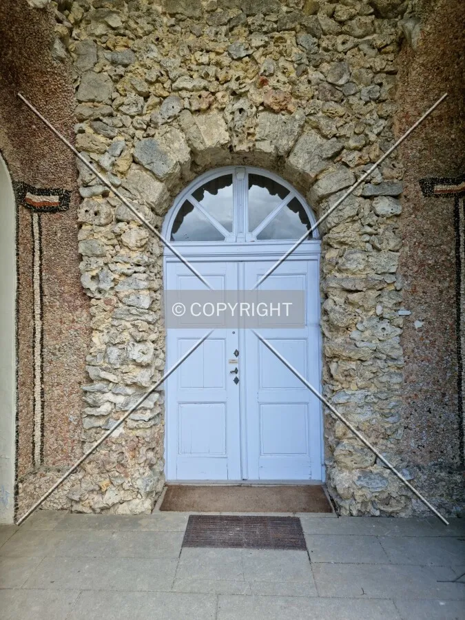 Photo 691-043-002