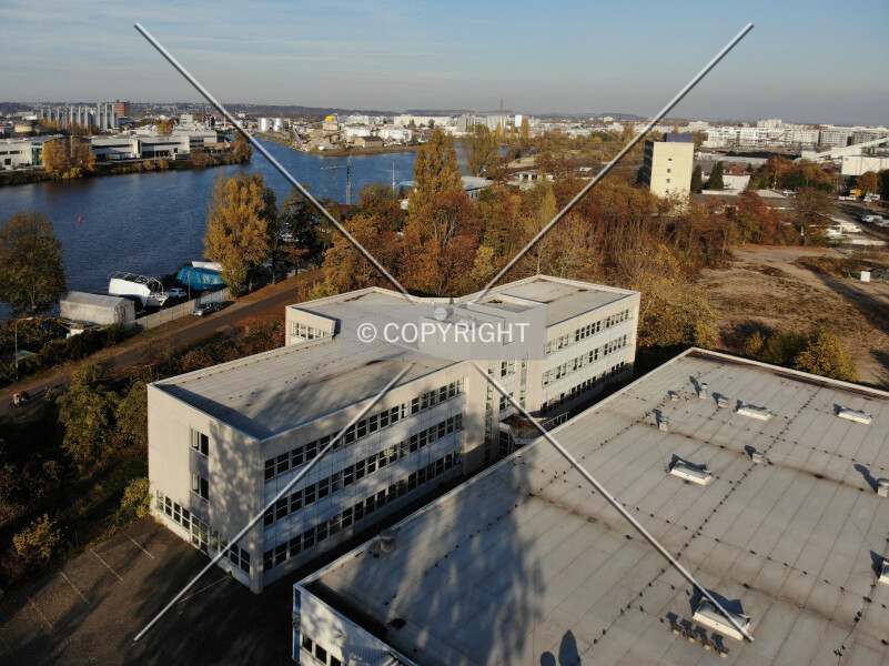 Photo 069-193-407