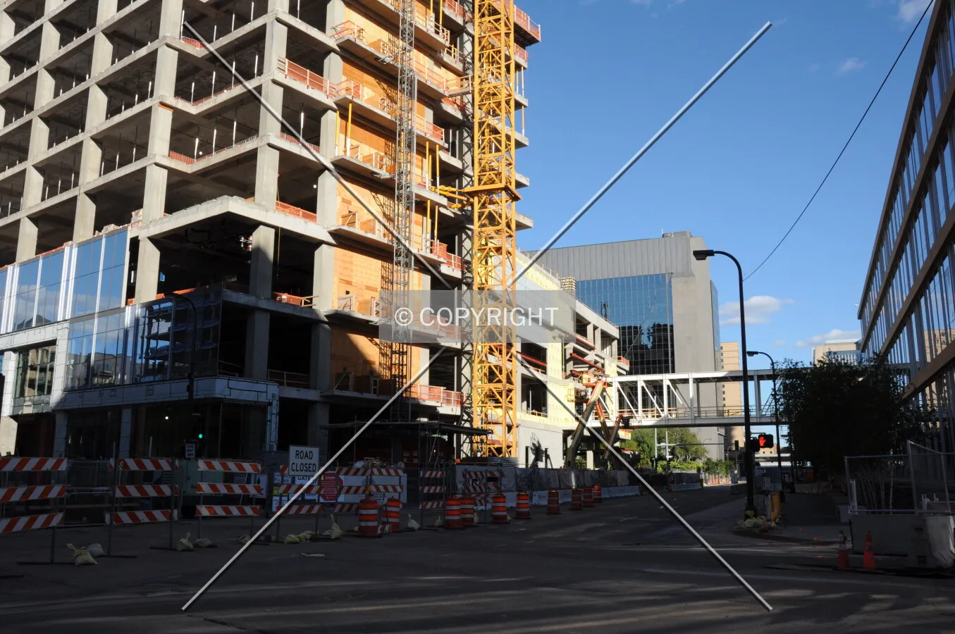 Photo 692-047-476