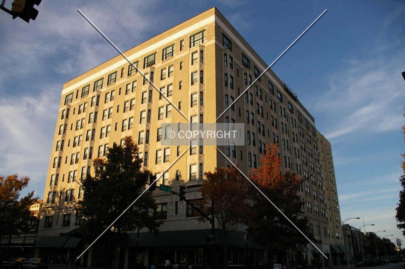 Photo 692-214-208