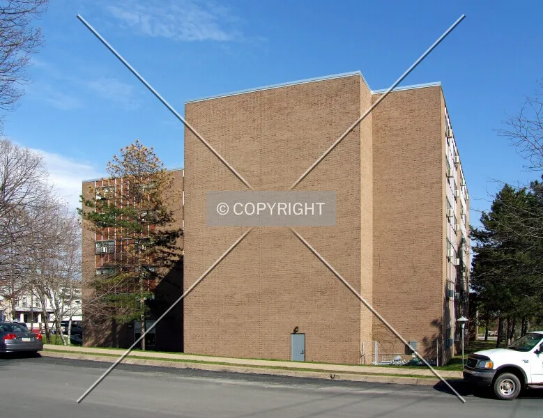 Photo 692-216-072