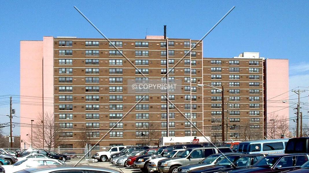 Photo 692-225-260