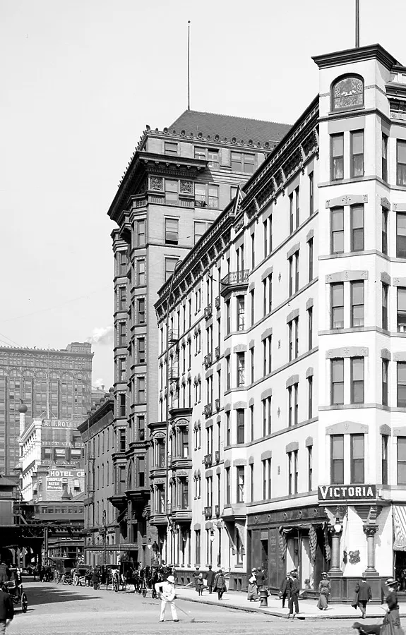View from the southeast along Van Buren Street