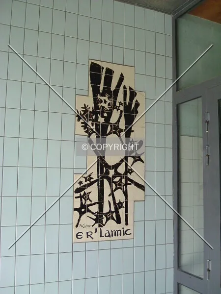 Photo 692-369-746