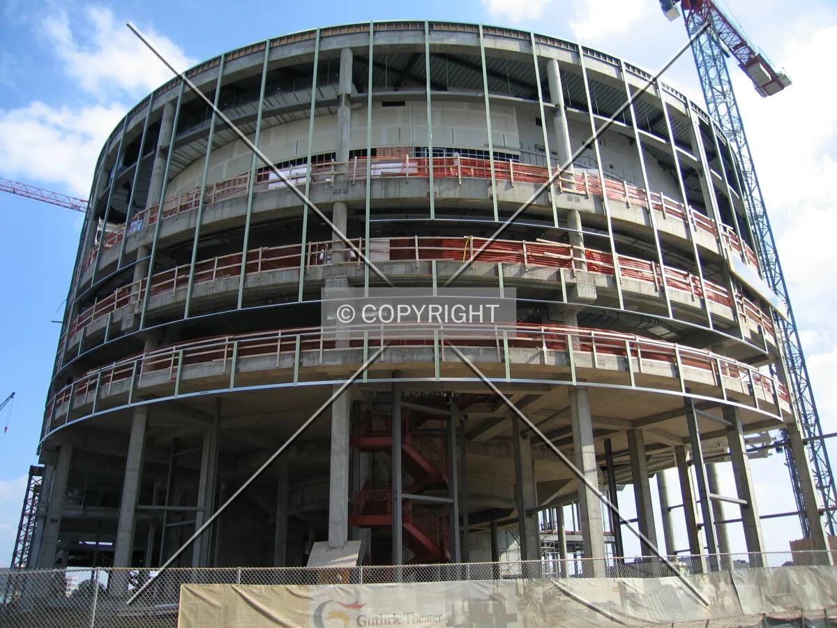 Framing the curtainwall
