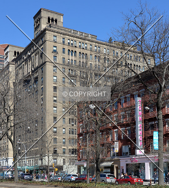 Photo 692-683-148