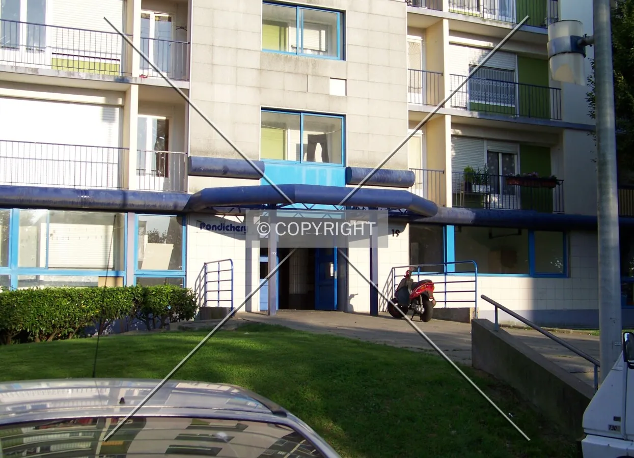 Main entrance on the west side