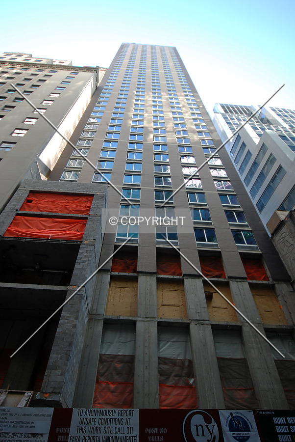 Looking up from Stone Street