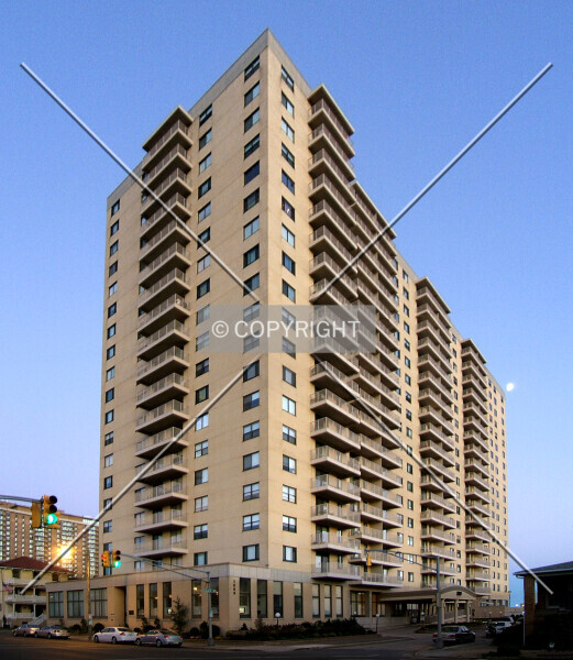 Photo 692-849-742