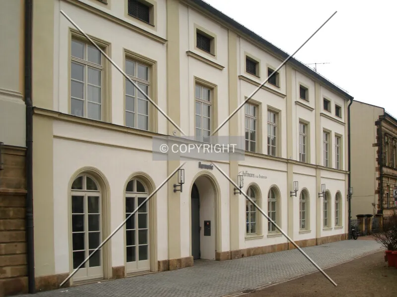Photo 692-888-835