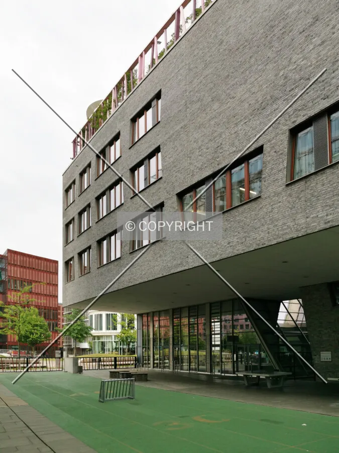 Photo 693-021-737