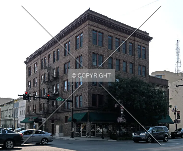 Photo 693-483-560