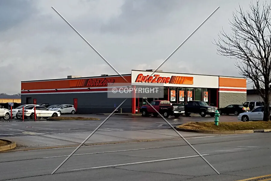 Photo 693-820-829