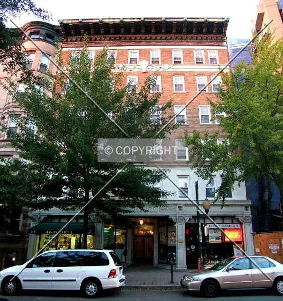 Photo 694-065-791