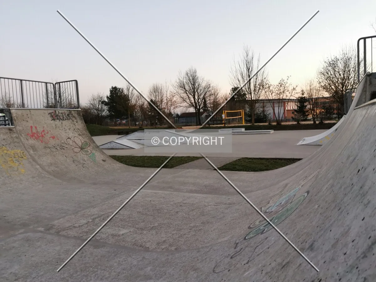 Photo 694-159-473