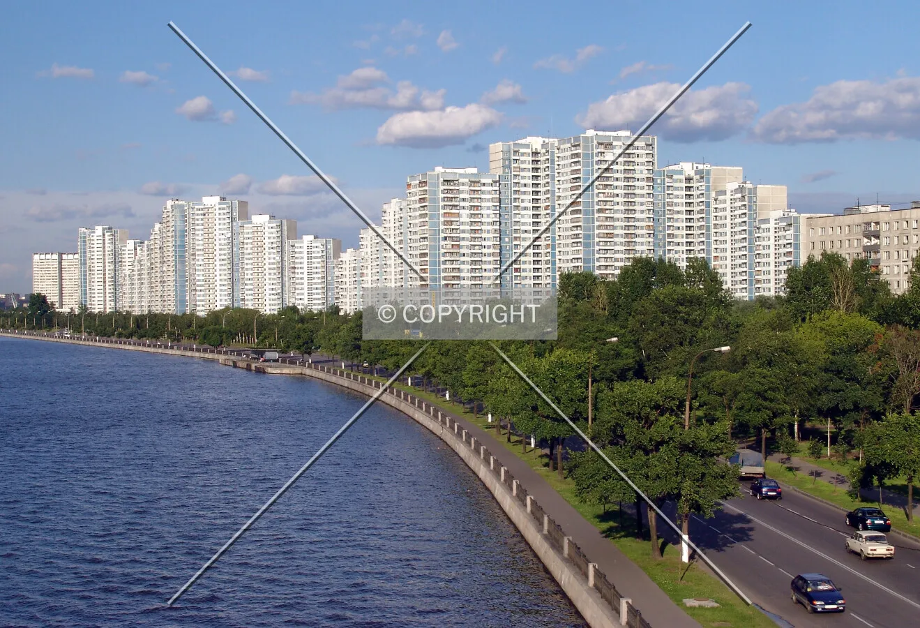 The western view from Nagatinsky Bridge