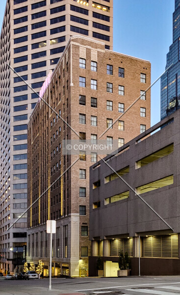 Photo 694-852-429