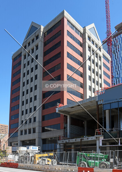 Photo 694-923-909
