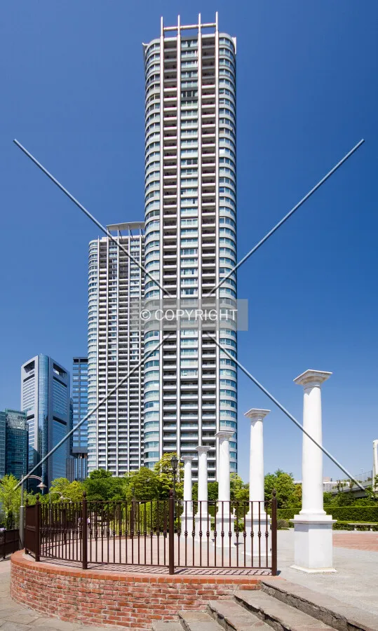 Full-height view