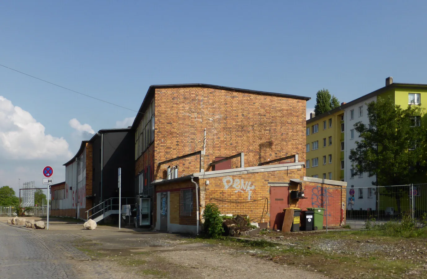 Photo 069-557-878