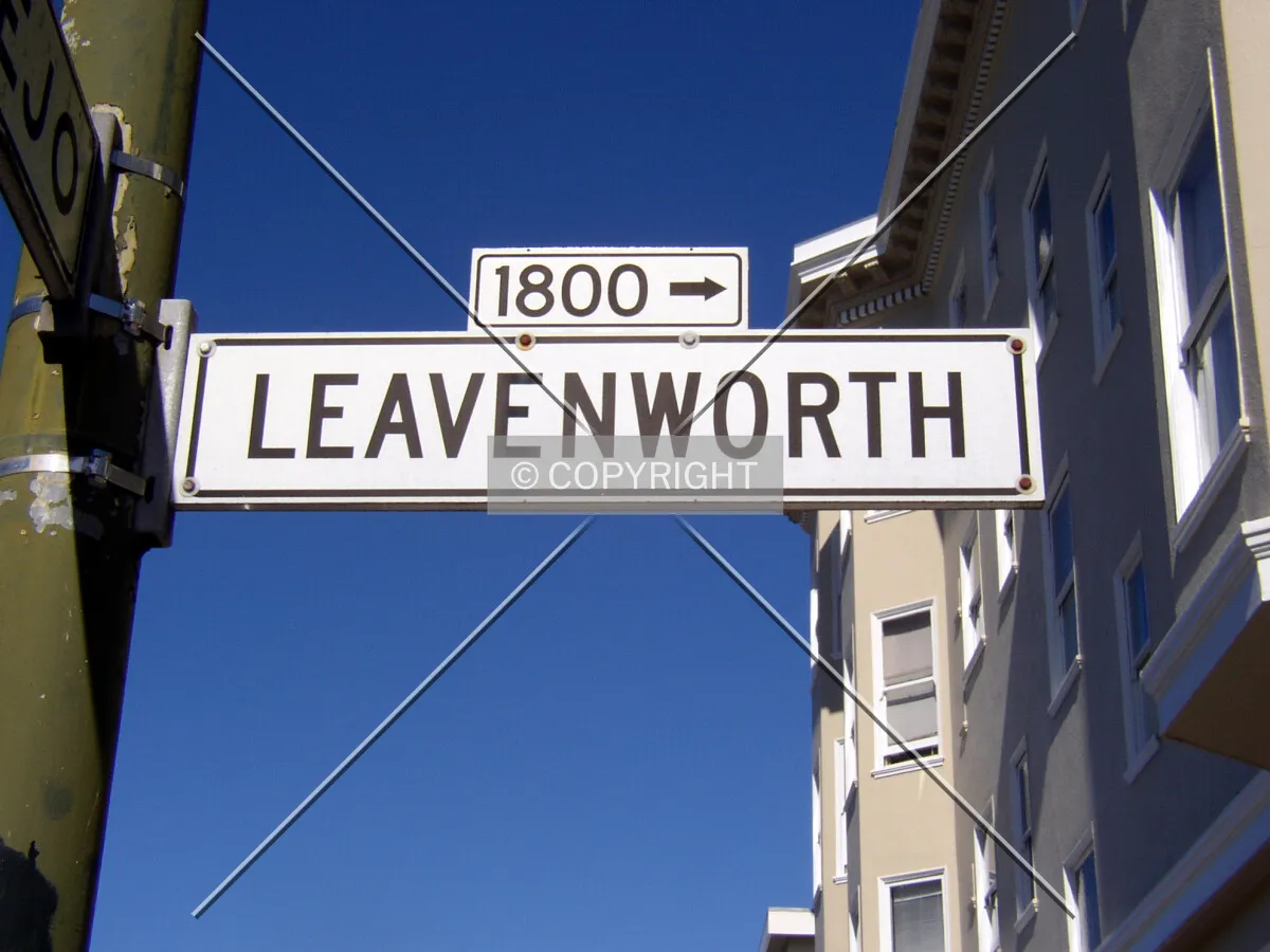 Signage at Russian Hill