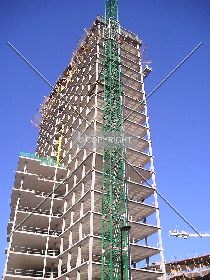 Photo 696-082-381
