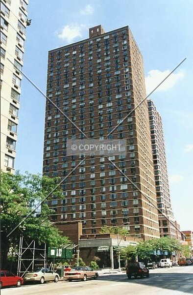 Photo 696-236-544