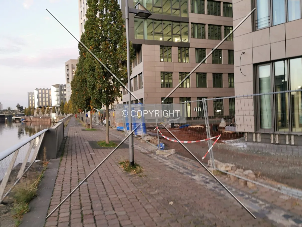 Photo 696-257-234