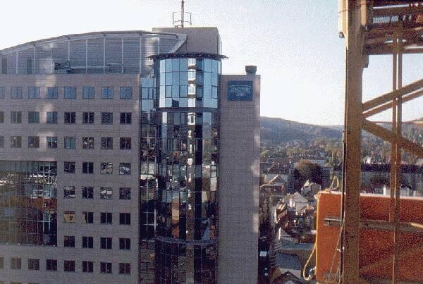 Photo 696-585-286
