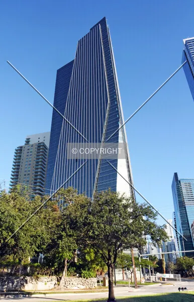 Photo 696-758-094