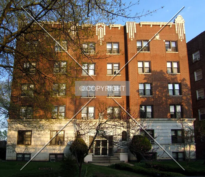 Photo 697-028-056