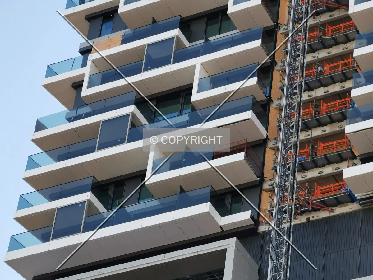 Photo 697-590-424