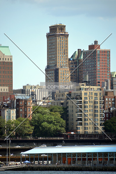 Photo 697-669-558