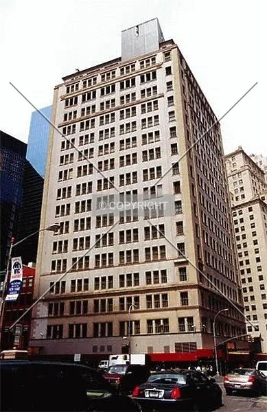 Photo 697-963-342
