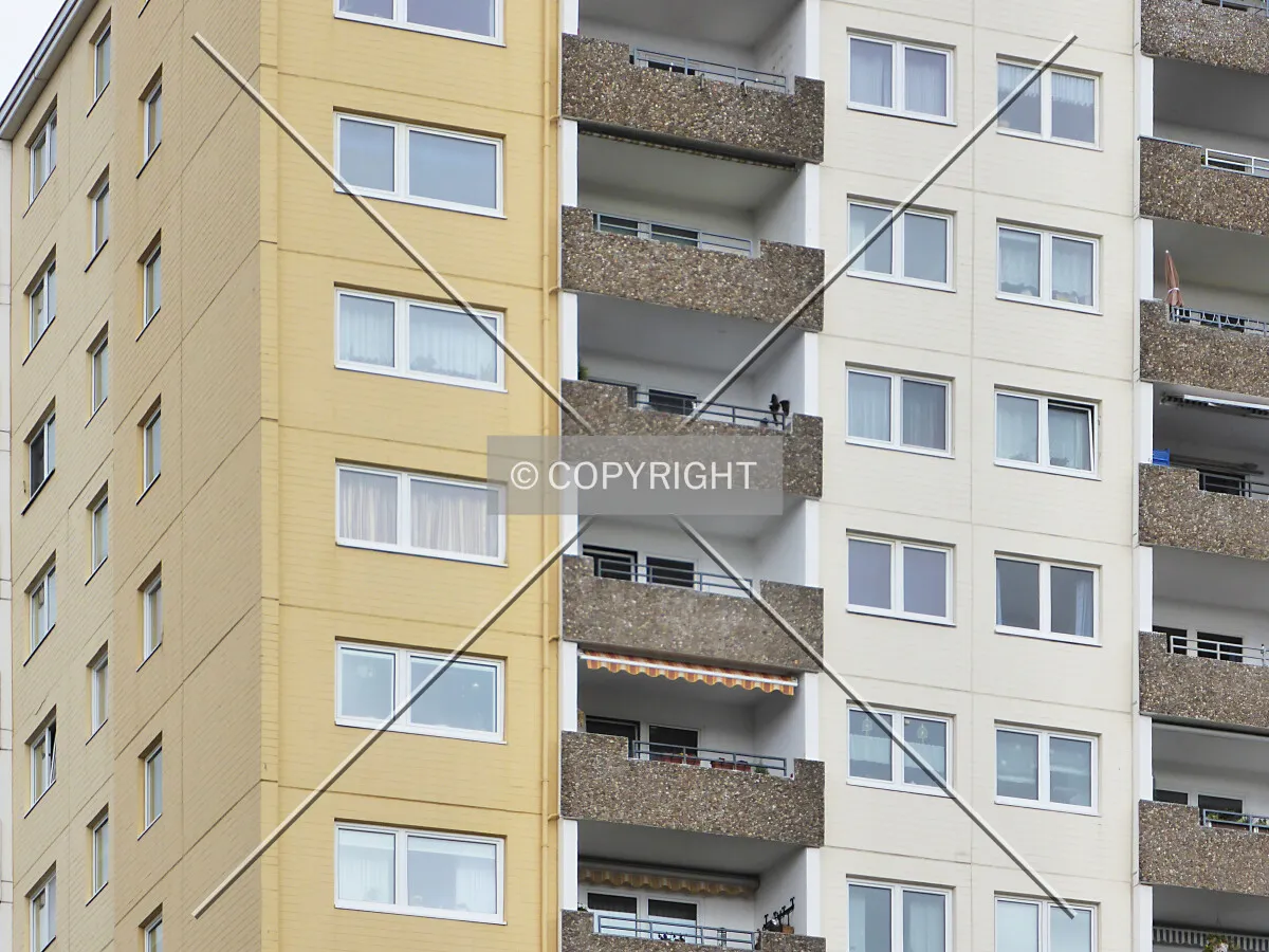Photo 698-335-998