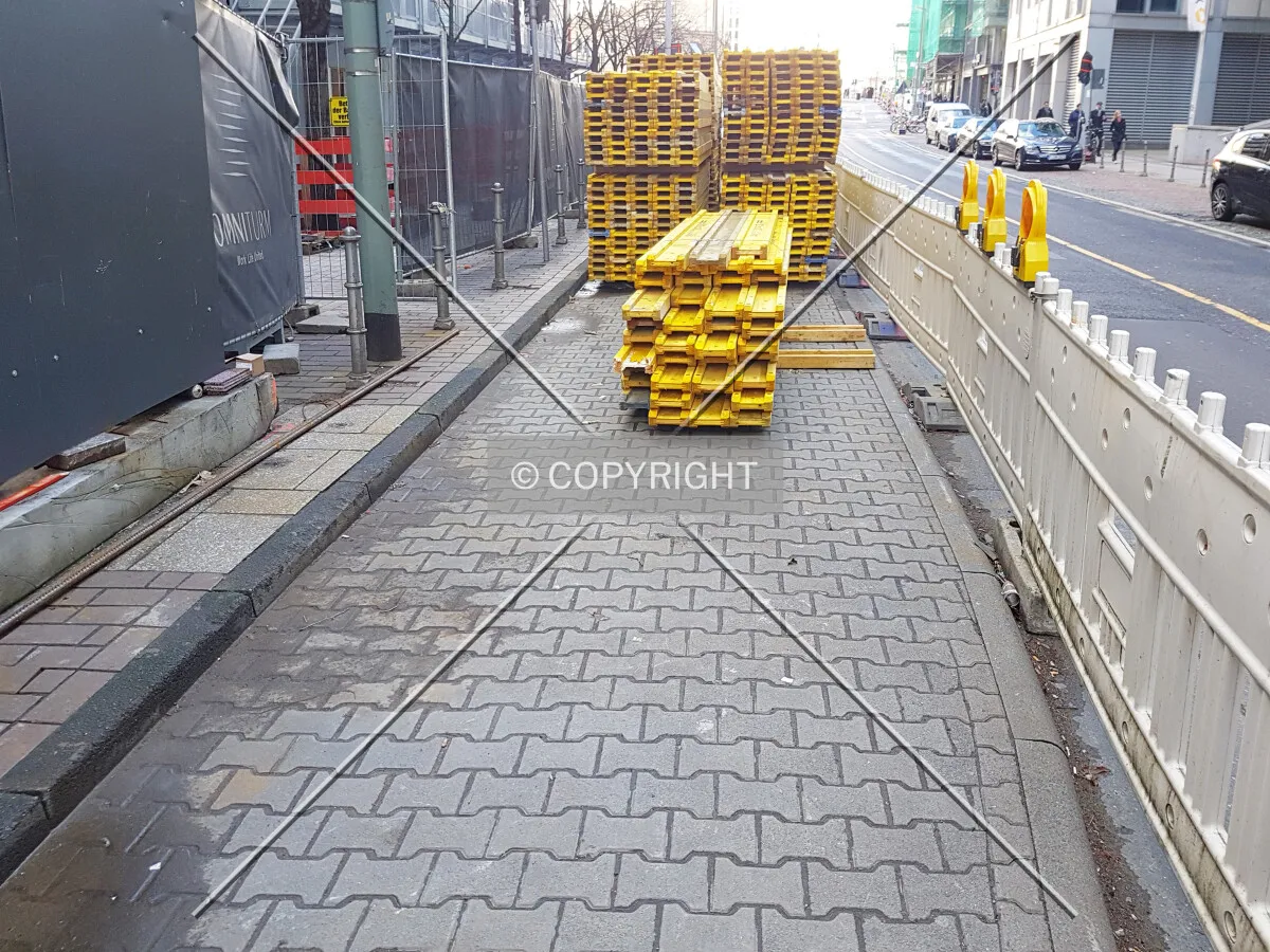 Photo 698-416-675