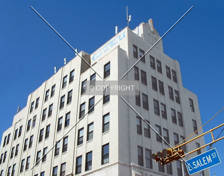 Photo 698-465-440