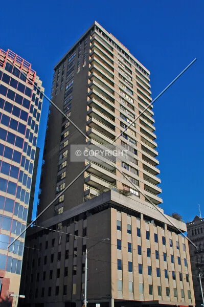Photo 069-879-569