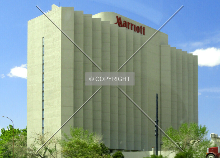 Photo 069-984-747