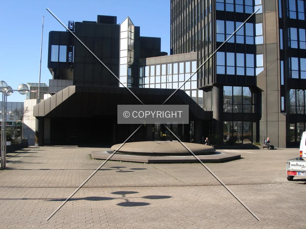 Photo 070-016-744