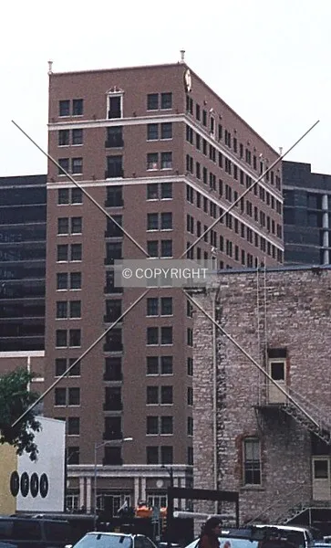 Photo 700-240-564