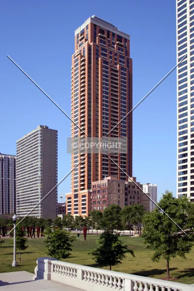 Photo 700-817-673