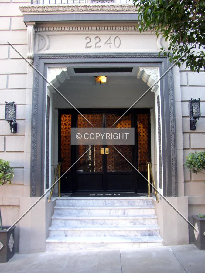 Main entrance off Hyde Street