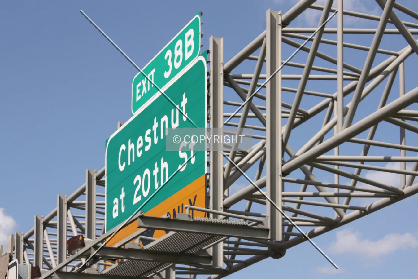 Chestnut at 20th Street exit sign