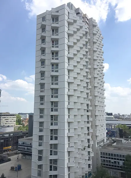 L’Eperon