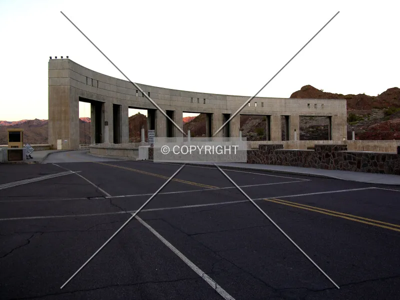 Photo 703-533-917