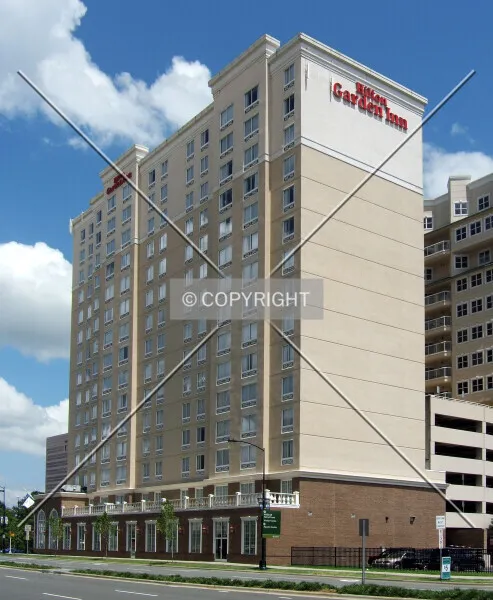 Photo 704-237-412