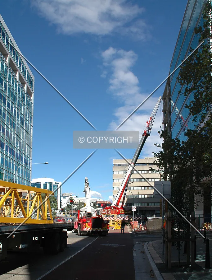 Crane dismantling