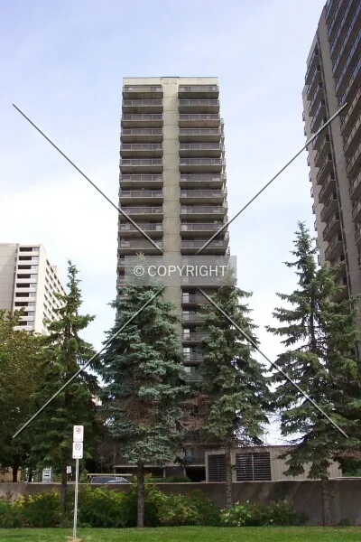 Photo 704-785-408