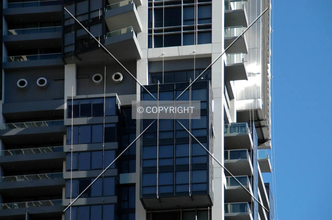Detail on the northeast corner
